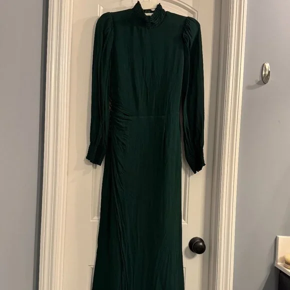green emerald velvet dress Zapaka Women Dark Green Chiffon A-Line Long Sleeves V-Neck Maxi Mother of Bride Dress, Dark Green / M main image 0